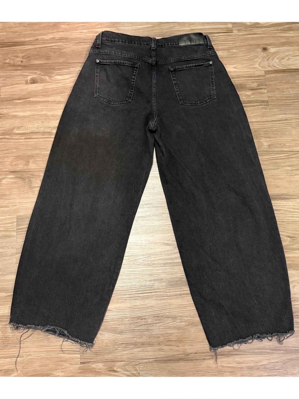 7 For All Mankind Bonnie Curvilinear Barrel Jeans 30 Thunder Black $208 - Picture 4 of 11
